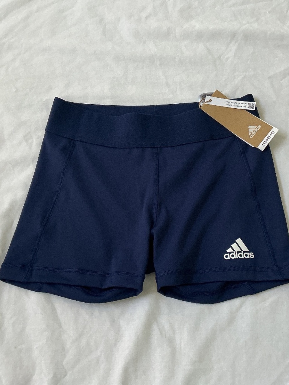 Adidas women’s sz S Aeroready 3” Volleyball Shorts Navy Blue  NWT